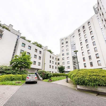 Metro Kondratowicza Spacious Apartment Варшава Экстерьер фото