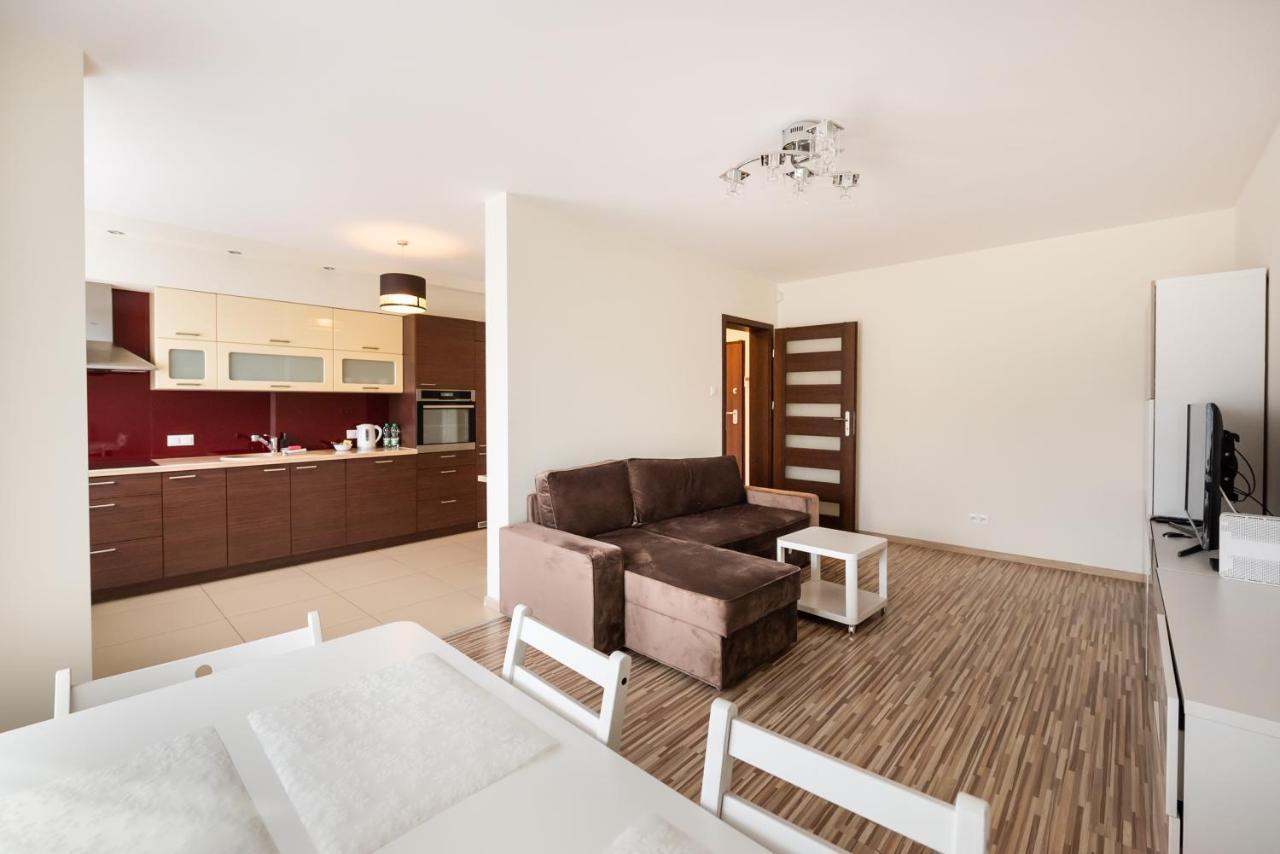 Metro Kondratowicza Spacious Apartment Варшава Экстерьер фото