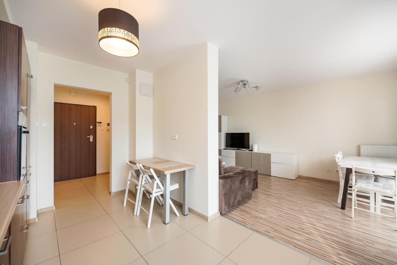Metro Kondratowicza Spacious Apartment Варшава Экстерьер фото