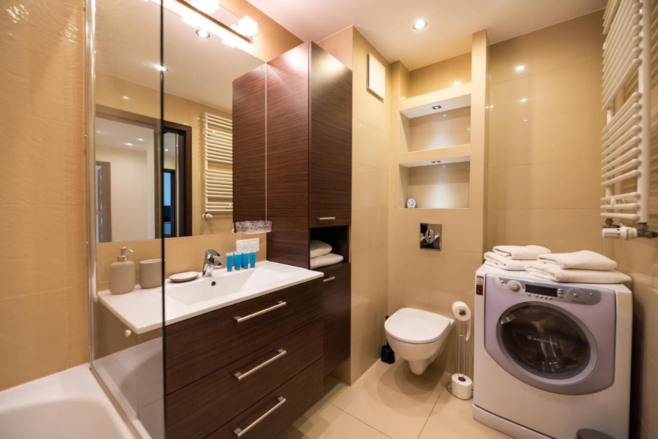 Metro Kondratowicza Spacious Apartment Варшава Экстерьер фото